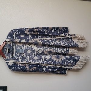 🌟Host Pick🌟 NWT Lucky Brand women's Aztec style long sleeve cardigan